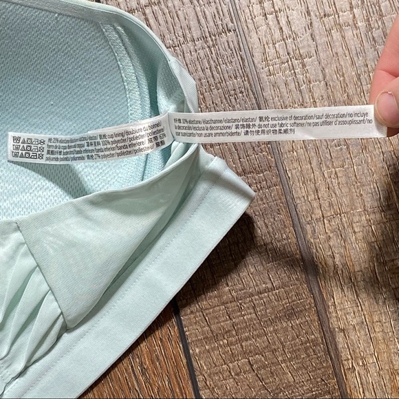 Victoria Sport Victoria’s Secret Bra Size 34C - Picture 8 of 10